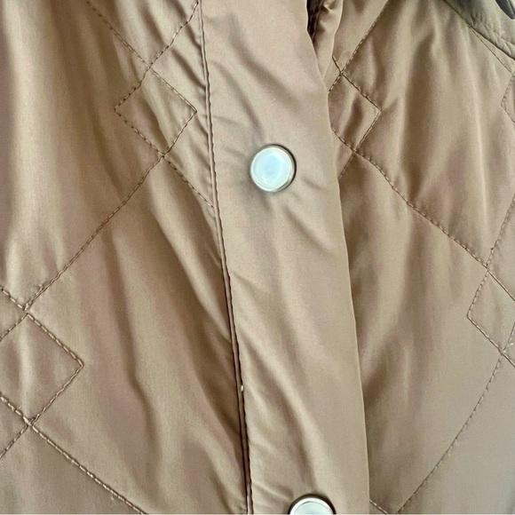 Vintage Cabela’s Quilted Pearl Snap Shacket - Picture 4 of 8